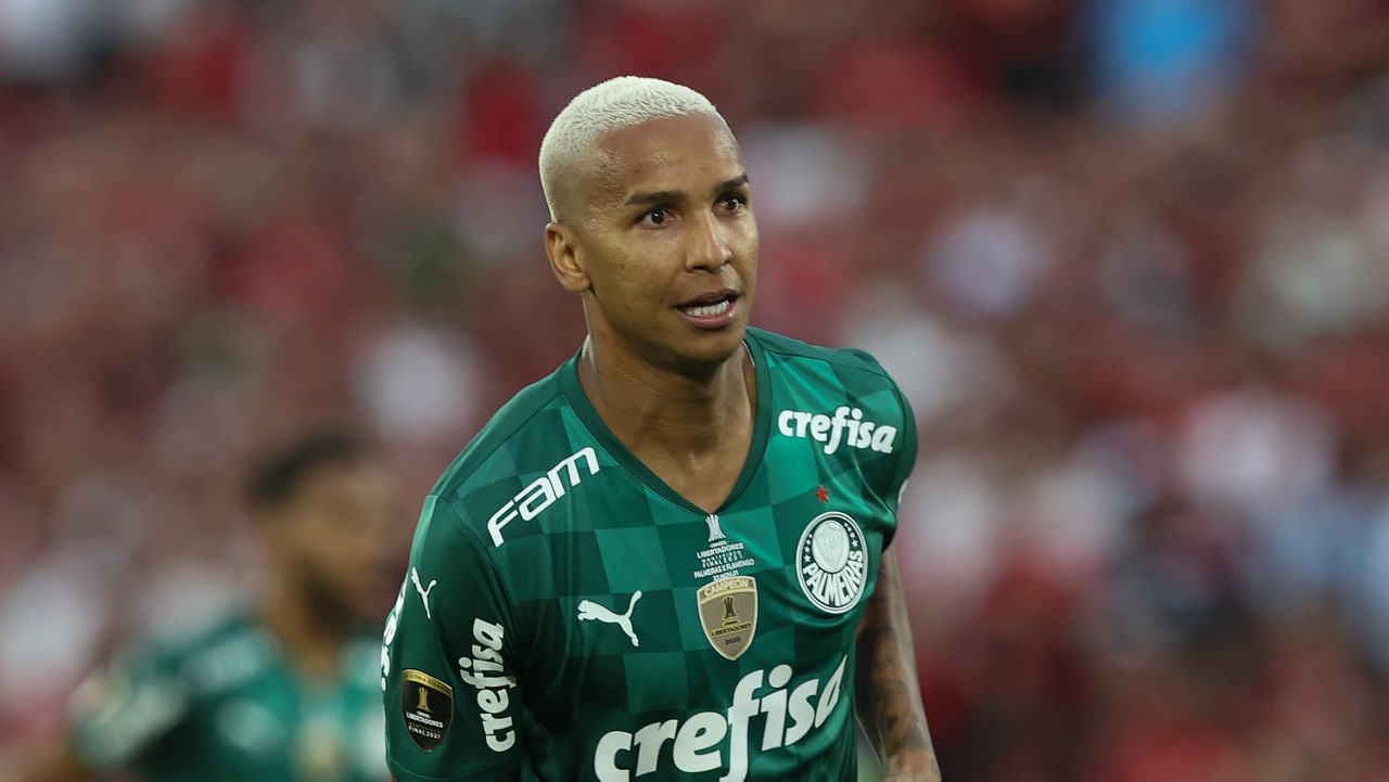 Deyverson teve sua melhor fase na carreira vestindo a camisa do Palmeiras