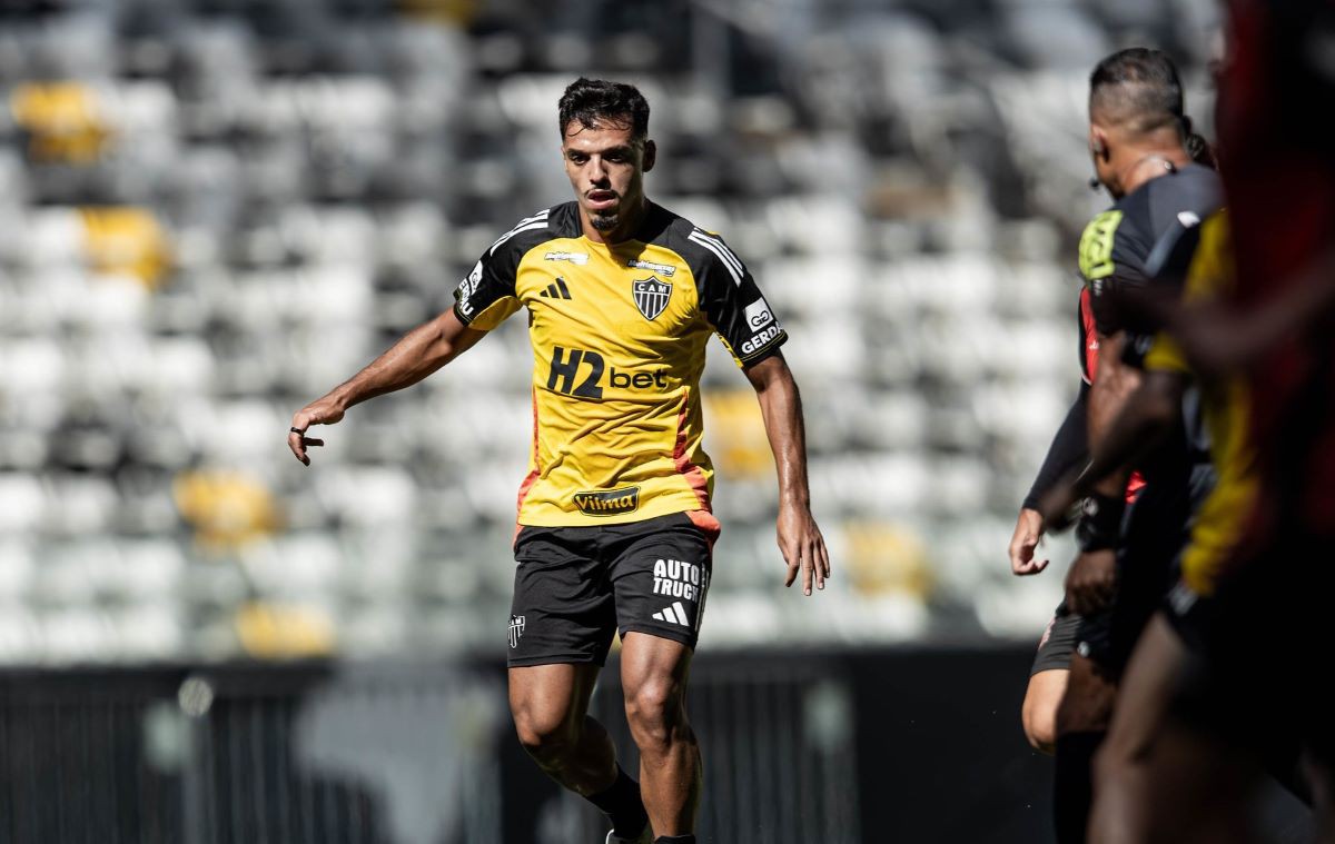 Gabriel Menino marcou dois gols na vitória por 5 a 0 do Atlético em jogo-treino contra o Paulista de Jundiaí 