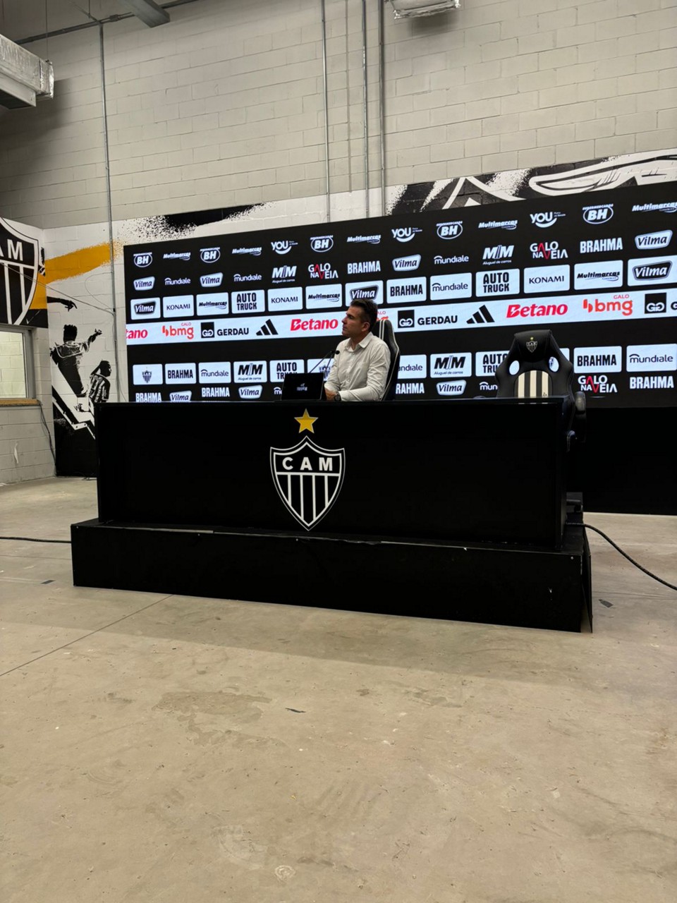 Victor concedeu entrevista coletiva após o jogo da última rodada do Brasileirão
