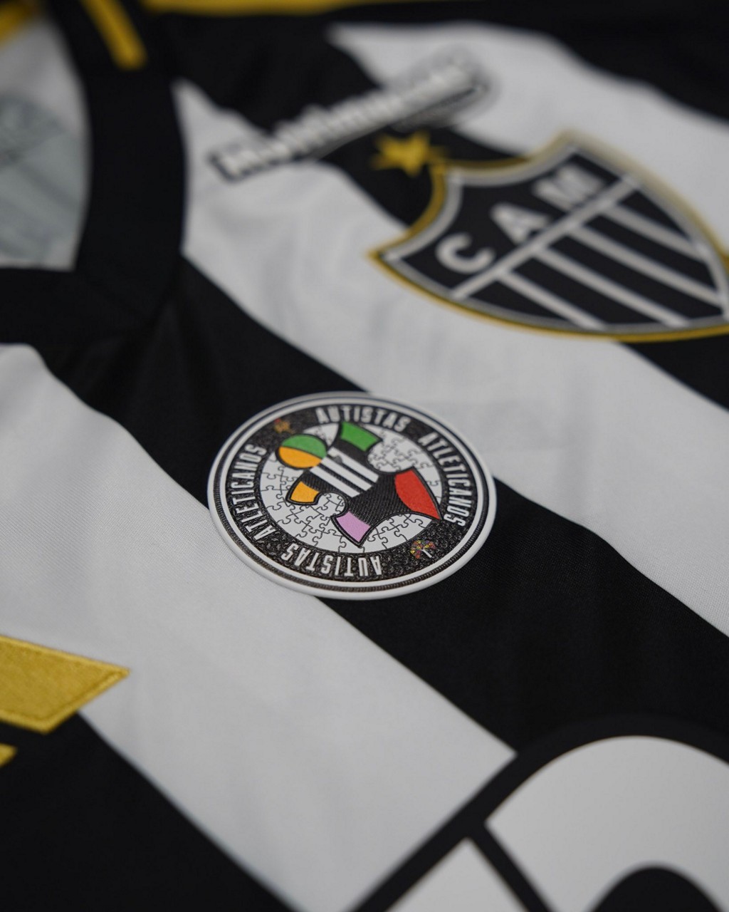 Camisa terá patch especial