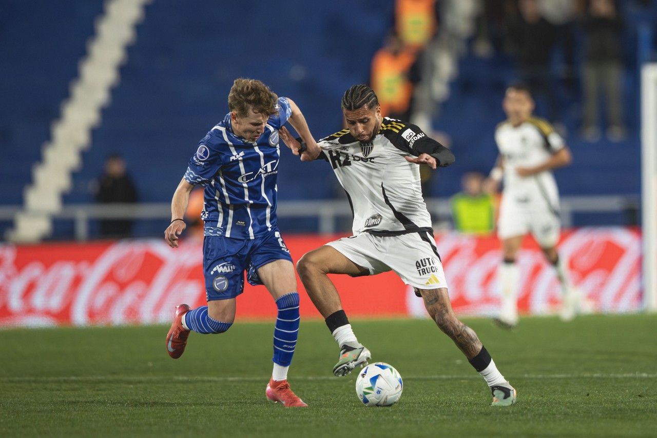 Galo deixou mais um clube da Argentina pelo caminho