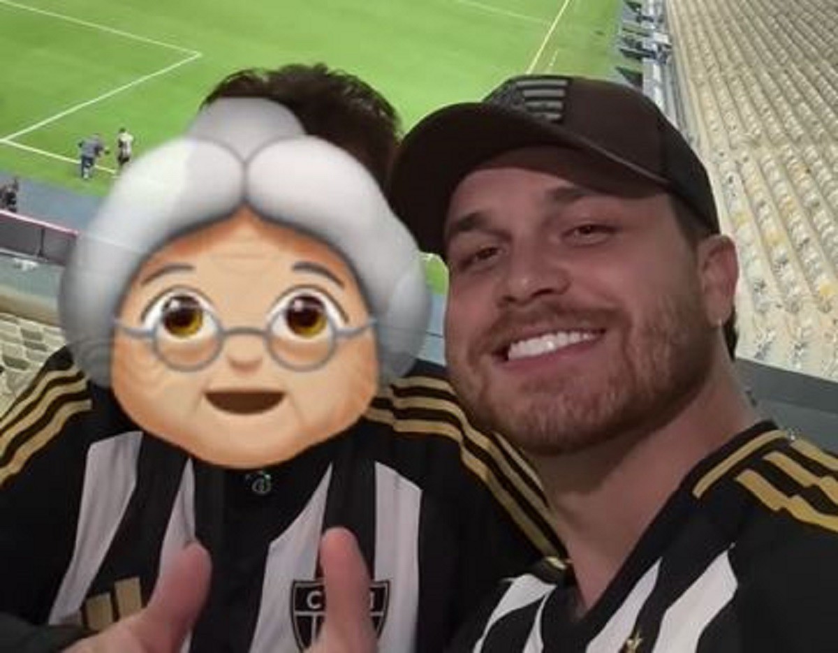 Gustavo Tubarão e a avó assistiram o empate do Galo com o Cienciano