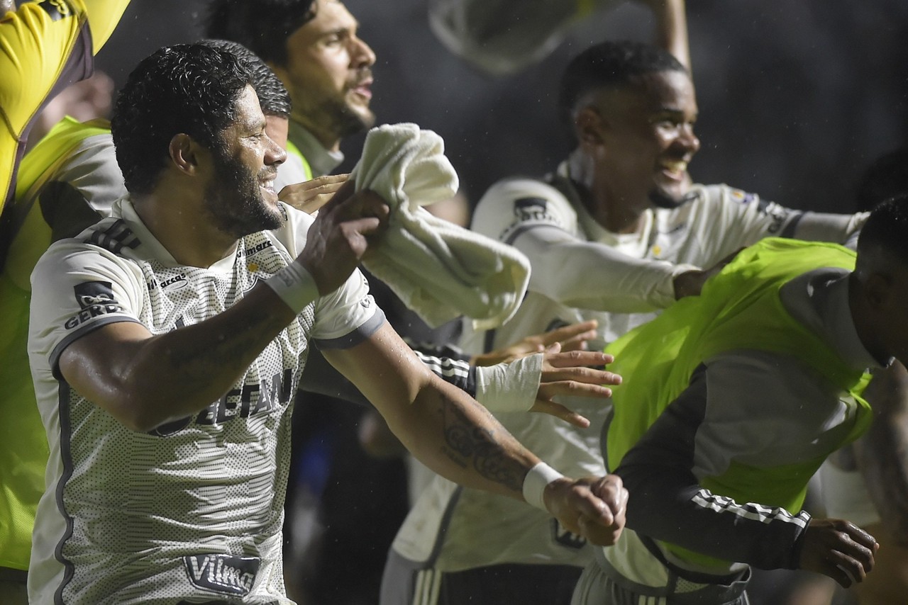 Hulk marcou gol que garantiu Atlético na final da Copa do Brasil