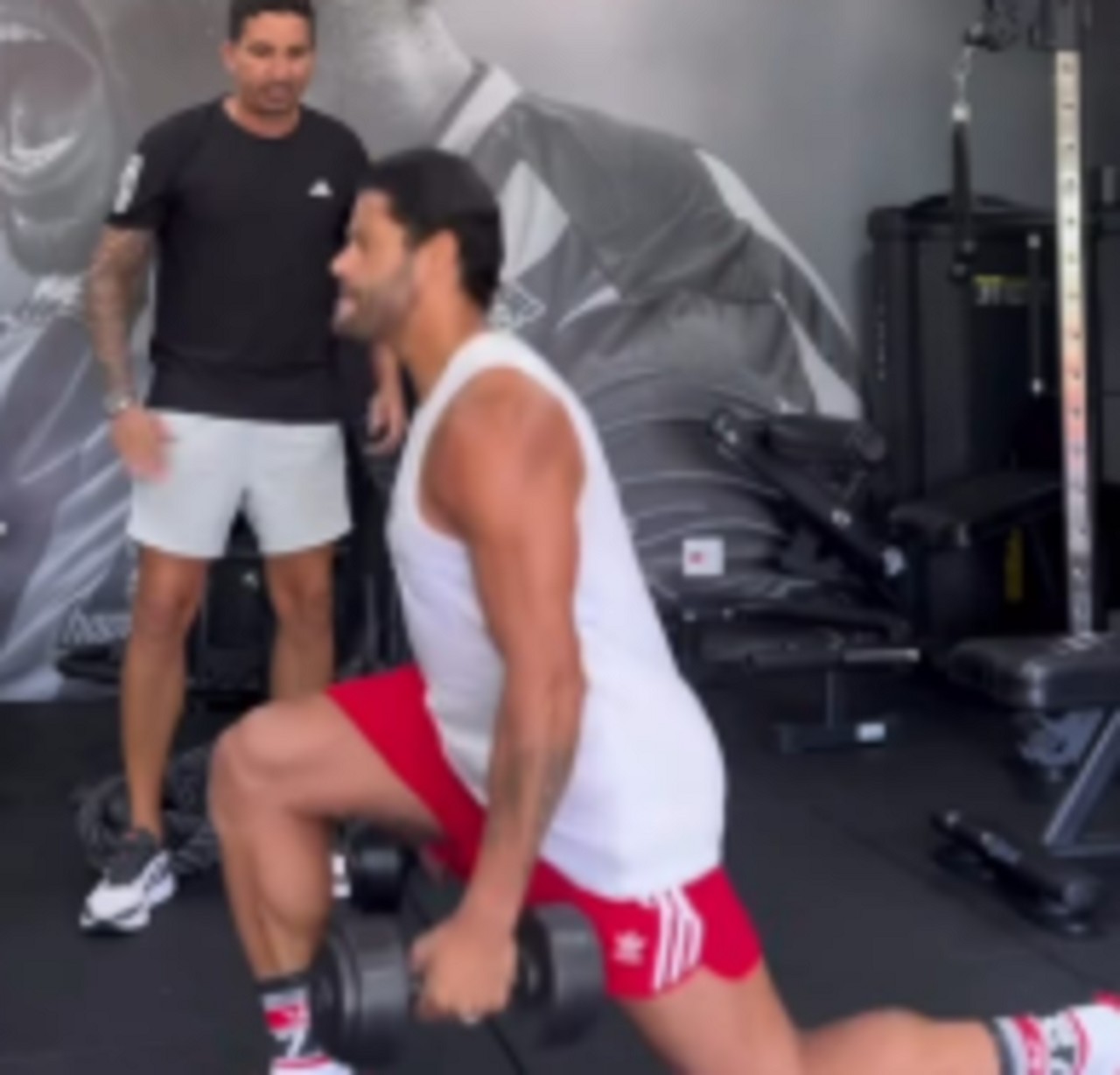 Atacante fez trabalho com personal em sua residência antes de ir para o treino na Cidade do Galo