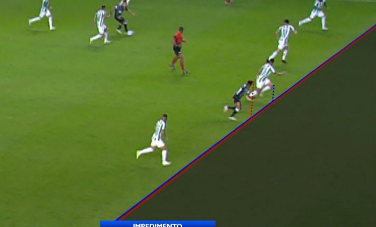 Linhas do VAR que anularam o gol de Rony contra o Juventude