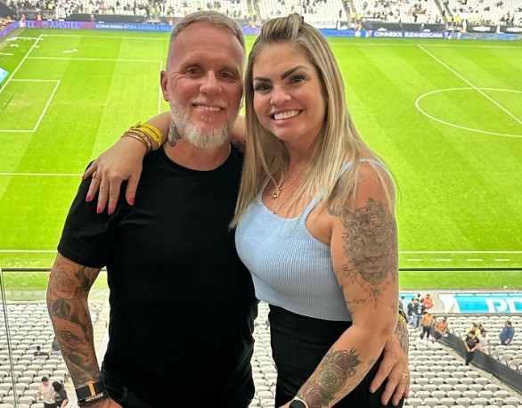 Marcelo Vojnovic e Carla Novic, pais do zagueiro Lyanco, foram alvo de ataque durante ida a compromisso