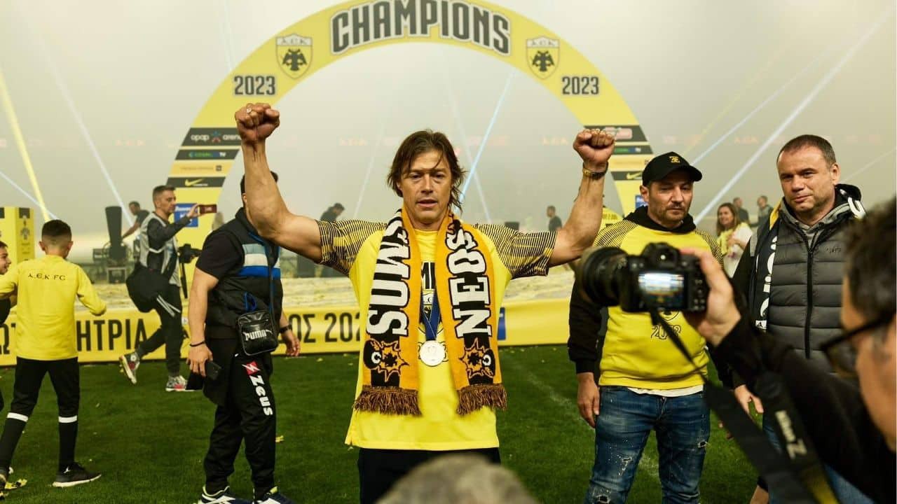 Treinador Matías Almeyda conquistou o título da Liga pelo AEK, da Grécia
