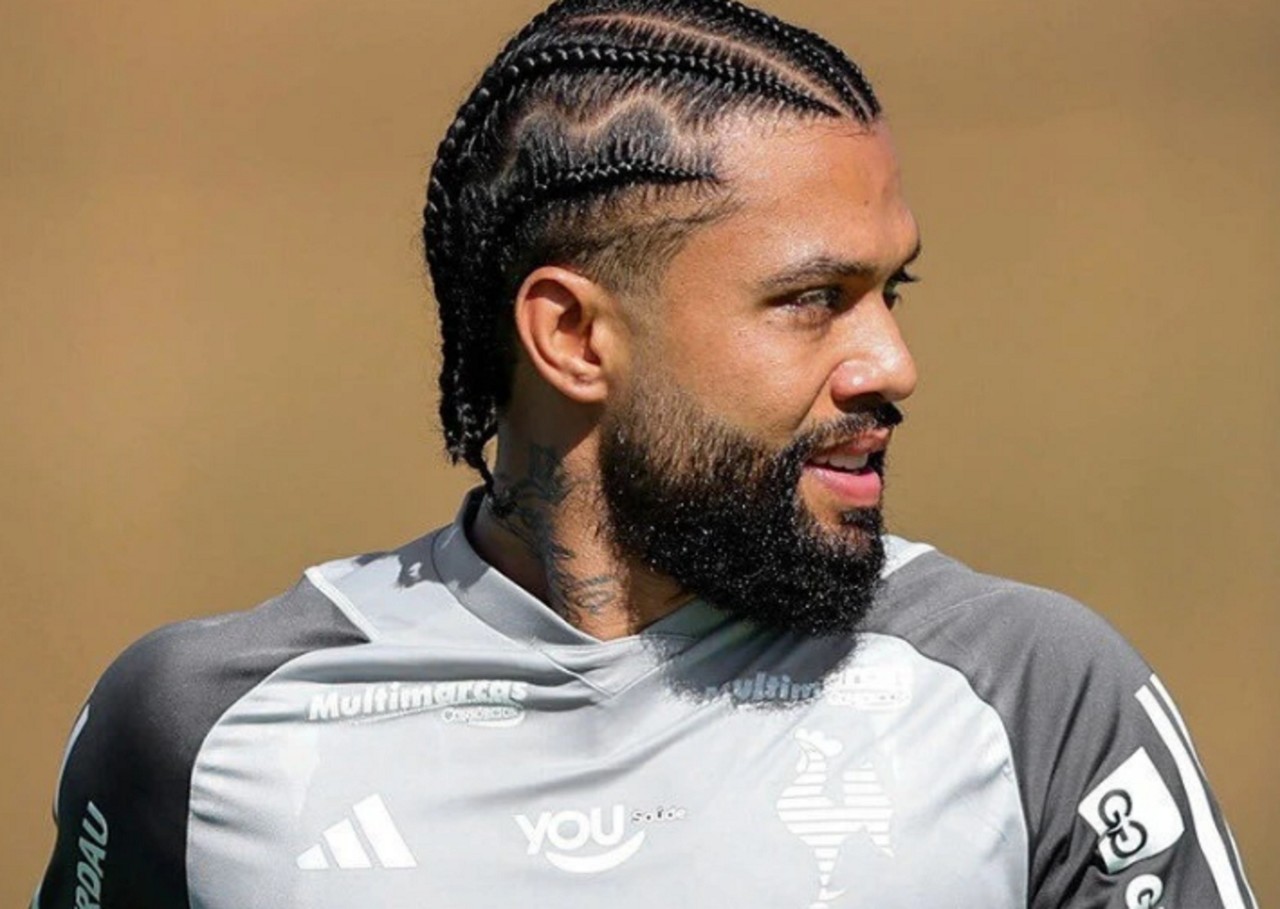 O volante Otávio chegou ao clube em 2022 e viveu bons momentos com a camisa atleticana