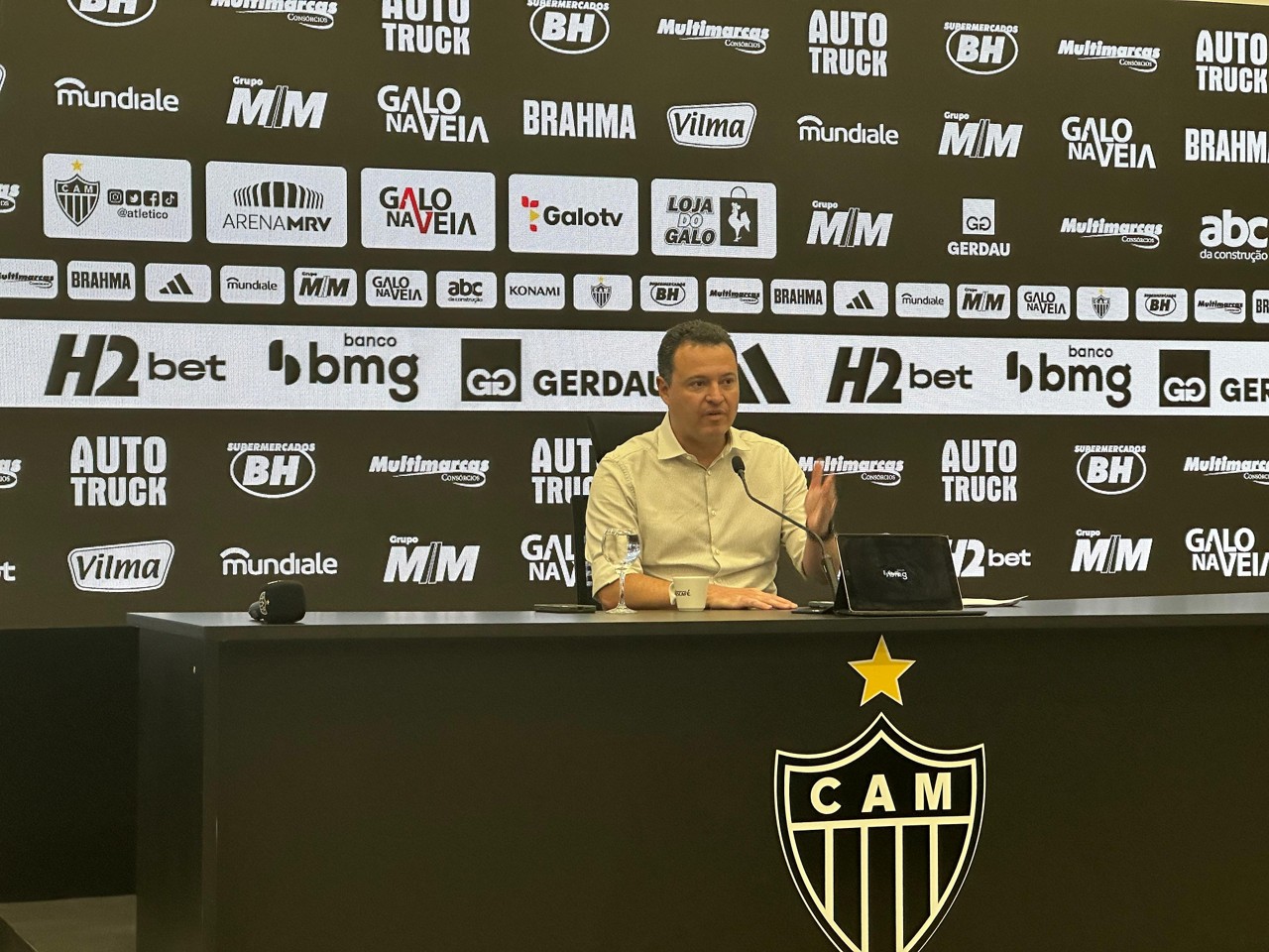 'Não teremos janela abundante no meio do ano', afirma Rafael Menin sobre reforços do Atlético 