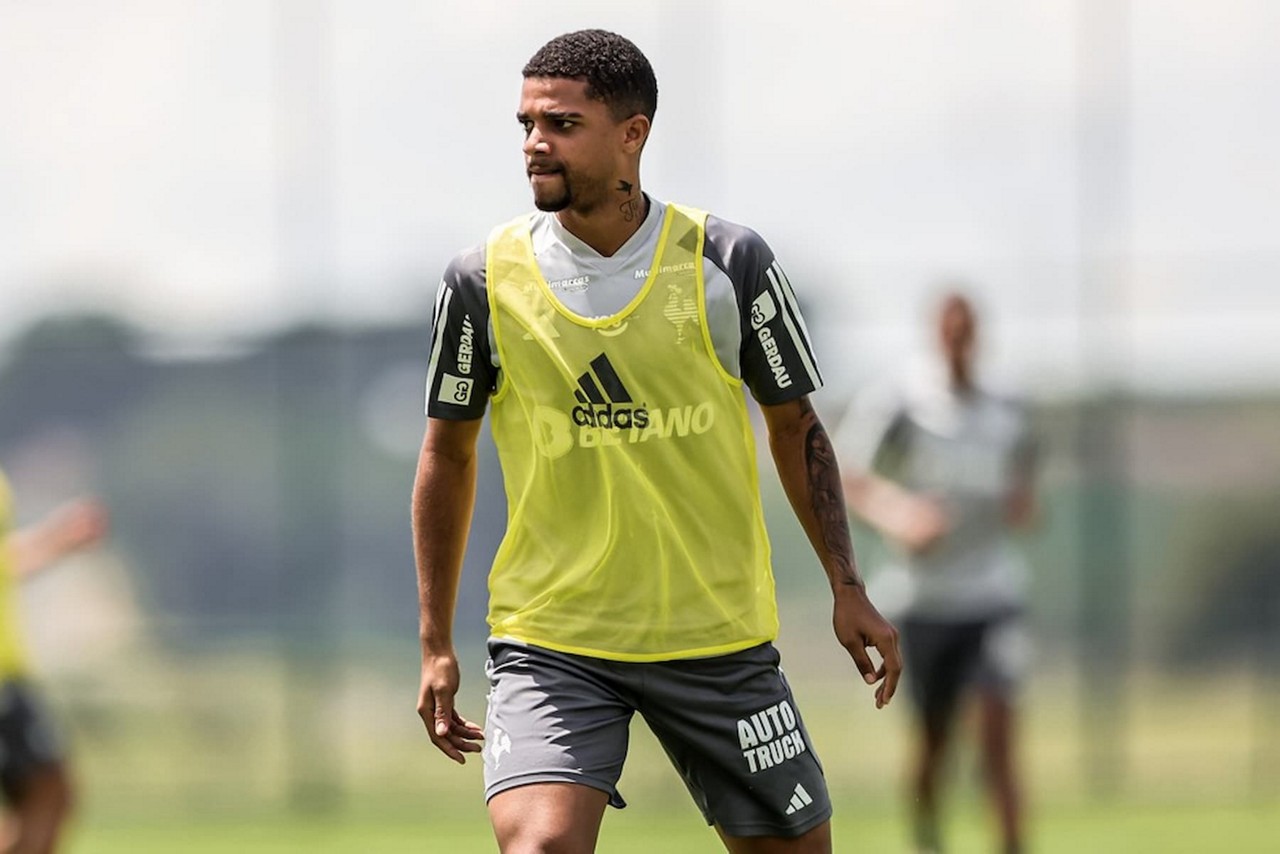Robert Santos será jogador do Atlético-GO até o fim de 2025