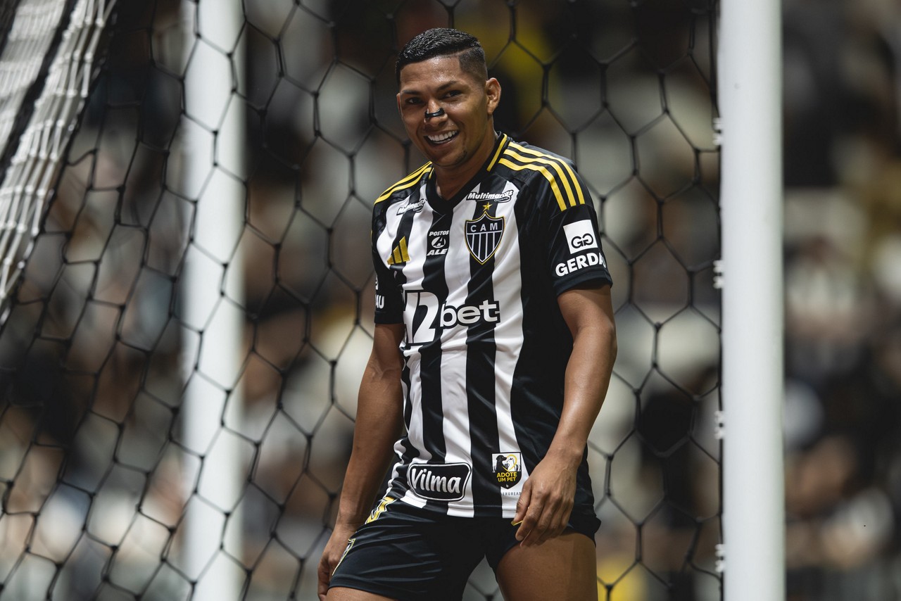 Rony exalta união do grupo do Atlético e Biel por assistência