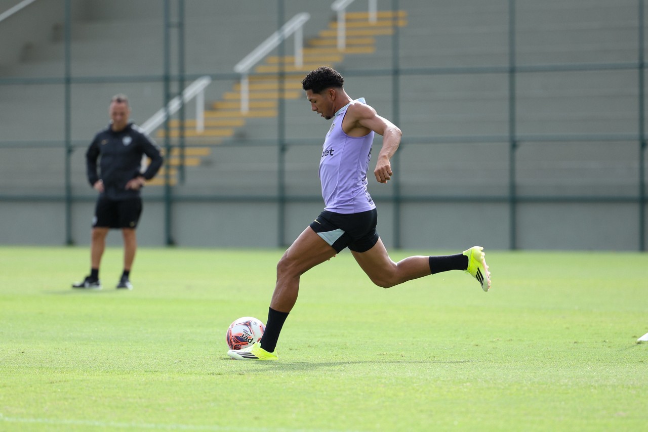 Rony pode ser anunciado no Corinthians nas próximas horas