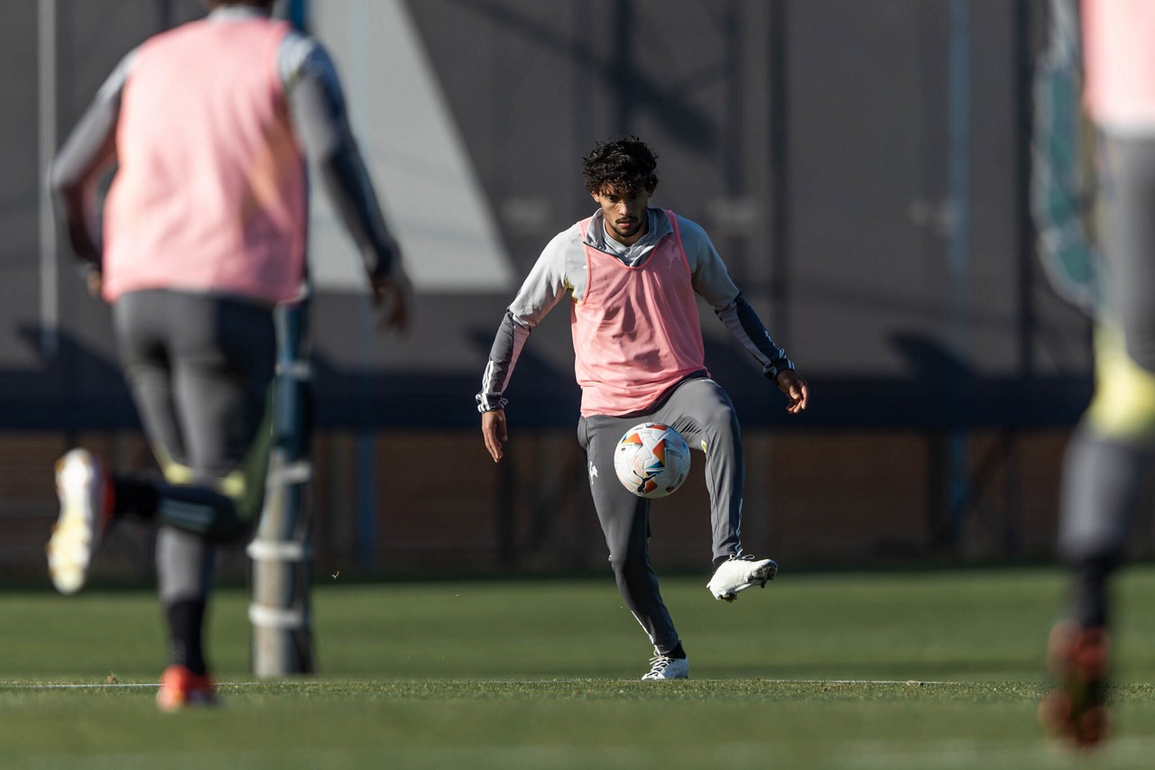 Gustavo Scarpa durante treino do Atlético na Argentina, às vésperas do jogo com o San Lorenzo