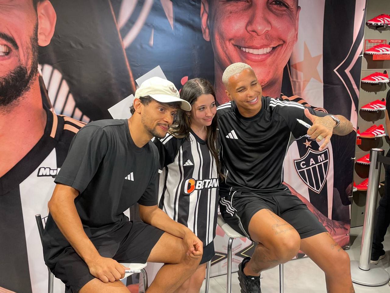 Jogadores do Atlético participaram de evento da fornecedora do clube