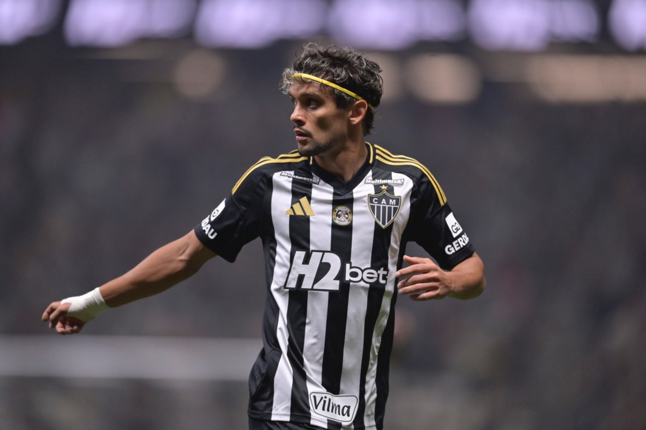 Scarpa em ação pelo Galo