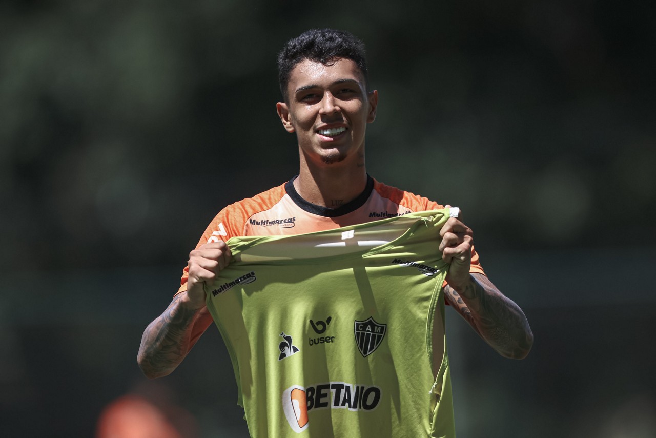 Vitor Mendes na época do Atlético