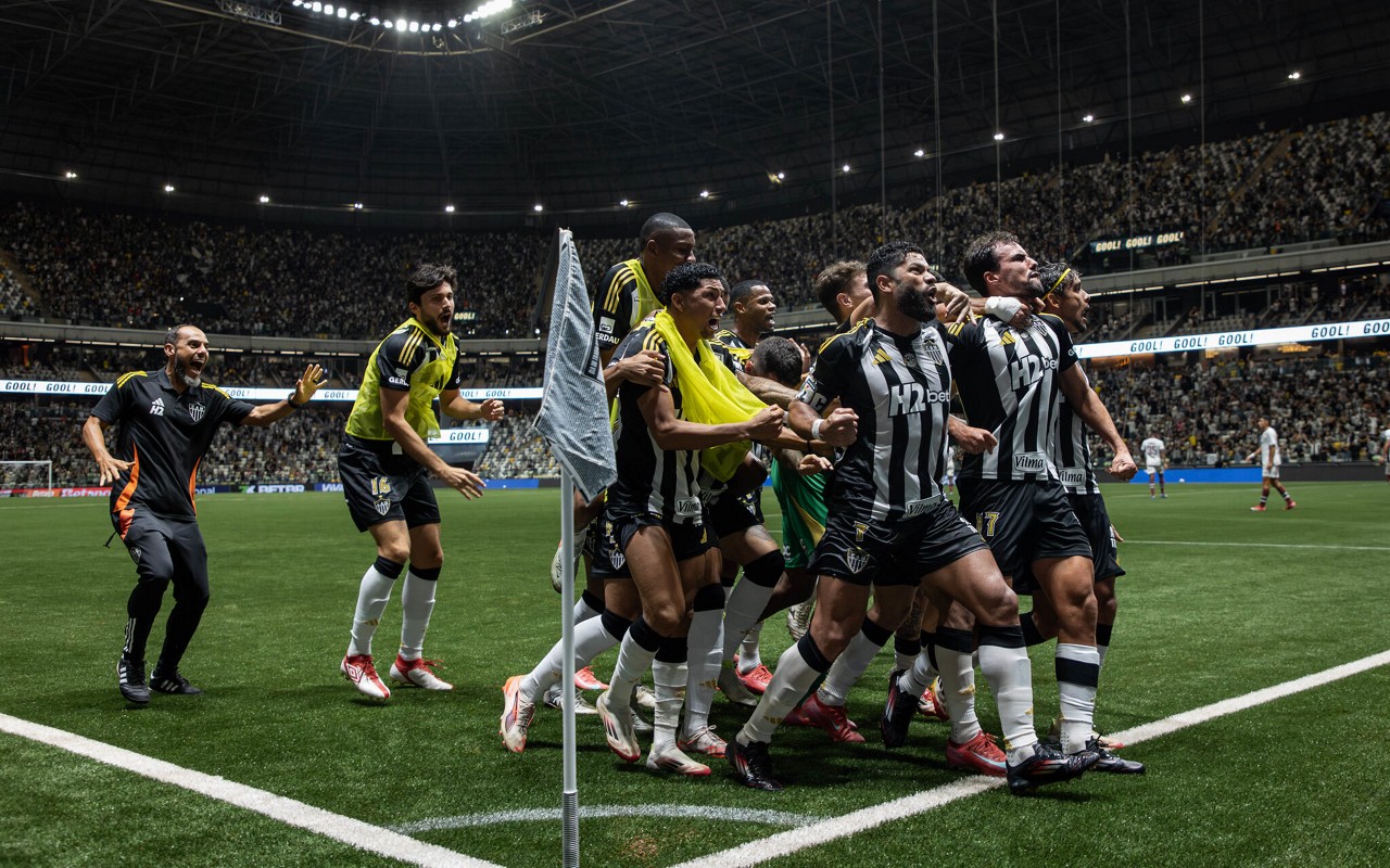 Jogadores do Atlético-MG comemoram gol na Arena MRV. Foto: Pedro Souza/Atlético