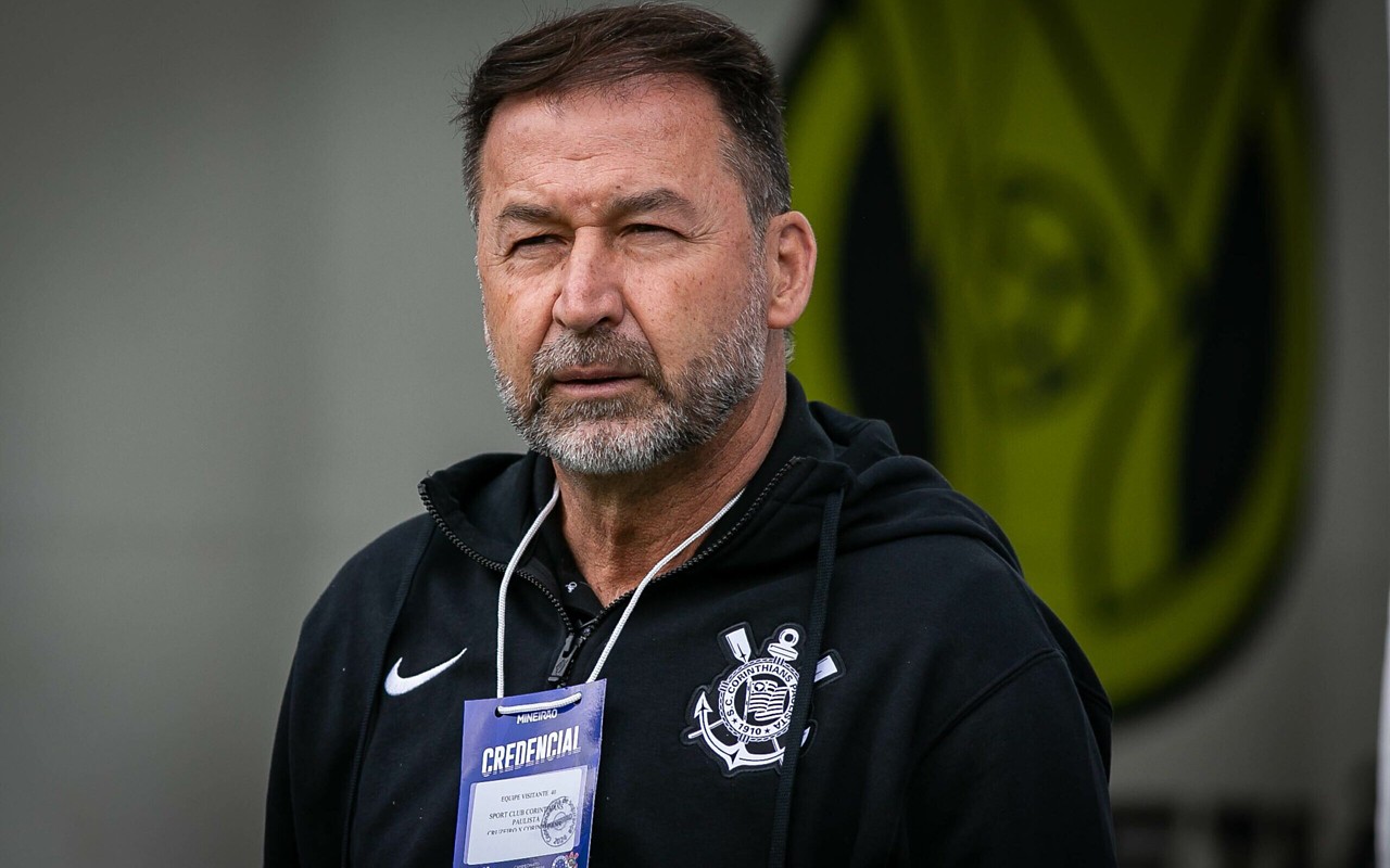 Presidente negou que irá renunciar ao cargo de presidente do Corinthians (Foto: Fernando Moreno/AGIF)