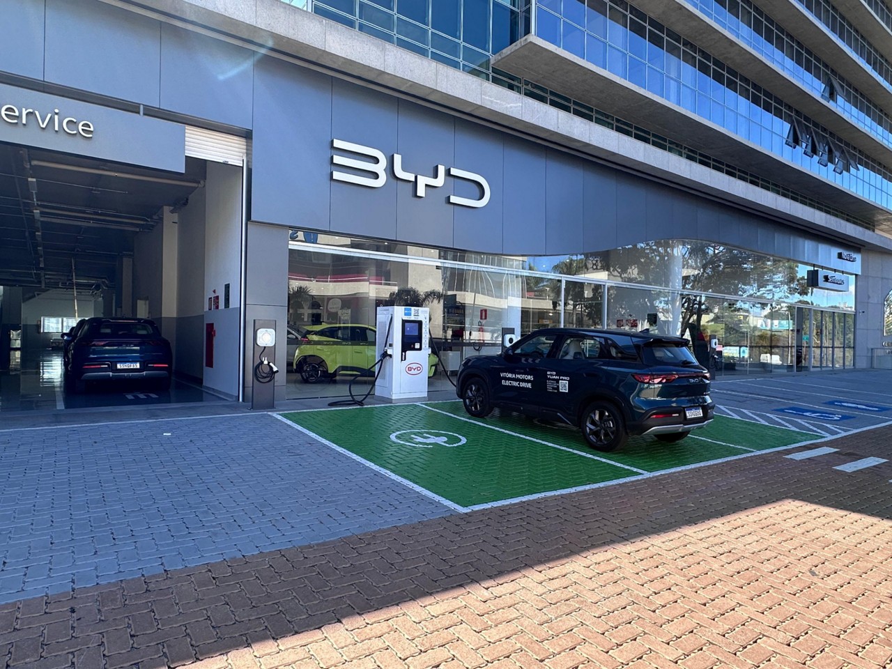 Nova loja em Nova Lima reforça presença da BYD na RMBH