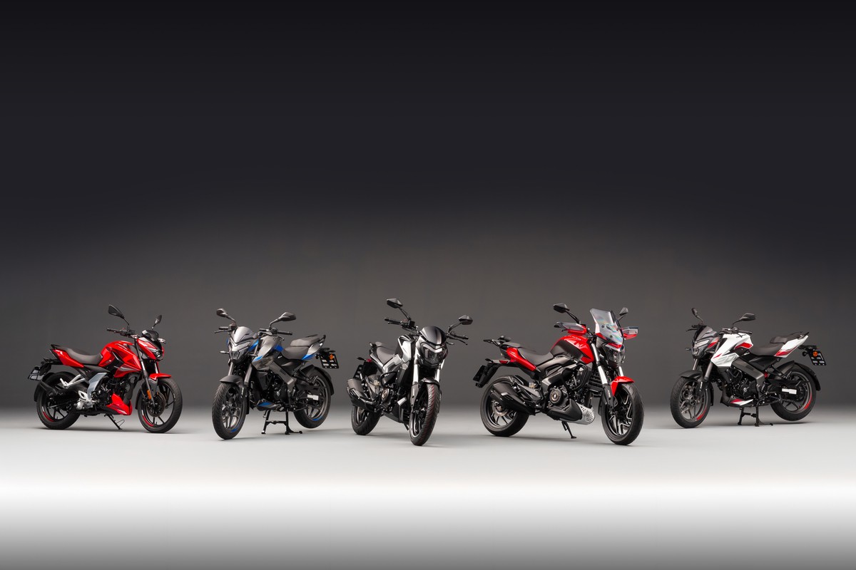 Linha completa da Bajaj no Brasil