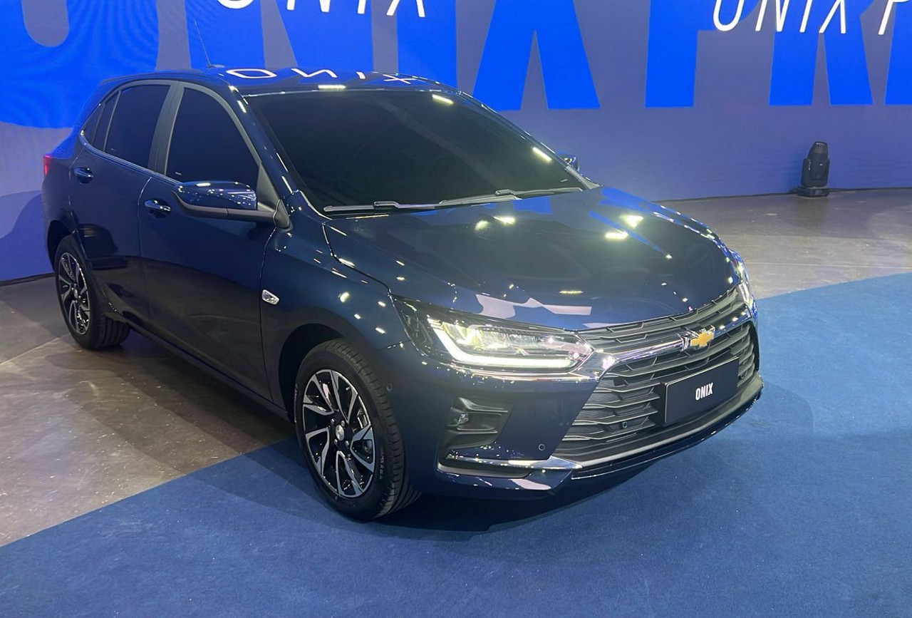 Novo Chevrolet Onix será oficialmente lançado neste mês