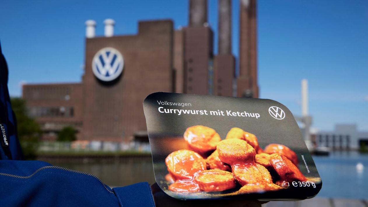 Salsicha alemã feita pela Volkswagen agora poderá ser feita no micro-ondas
