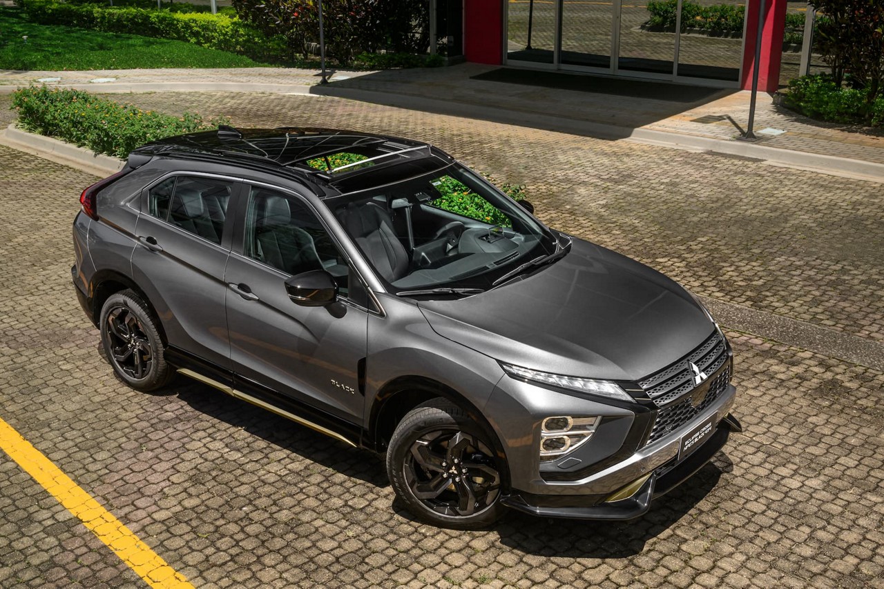 Eclipse Cross Black é uma das novidades da linha 2026 do SUV
