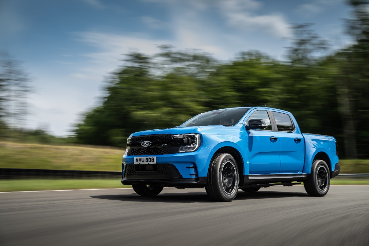 Ford Ranger MS-RT PHEV é híbrida plug-in com suspensão rebaixada 