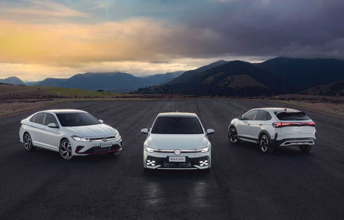 Golf GTI e Jetta GLI se juntam ao Nivus GTS no Brasil para compor o trio de esportivos 