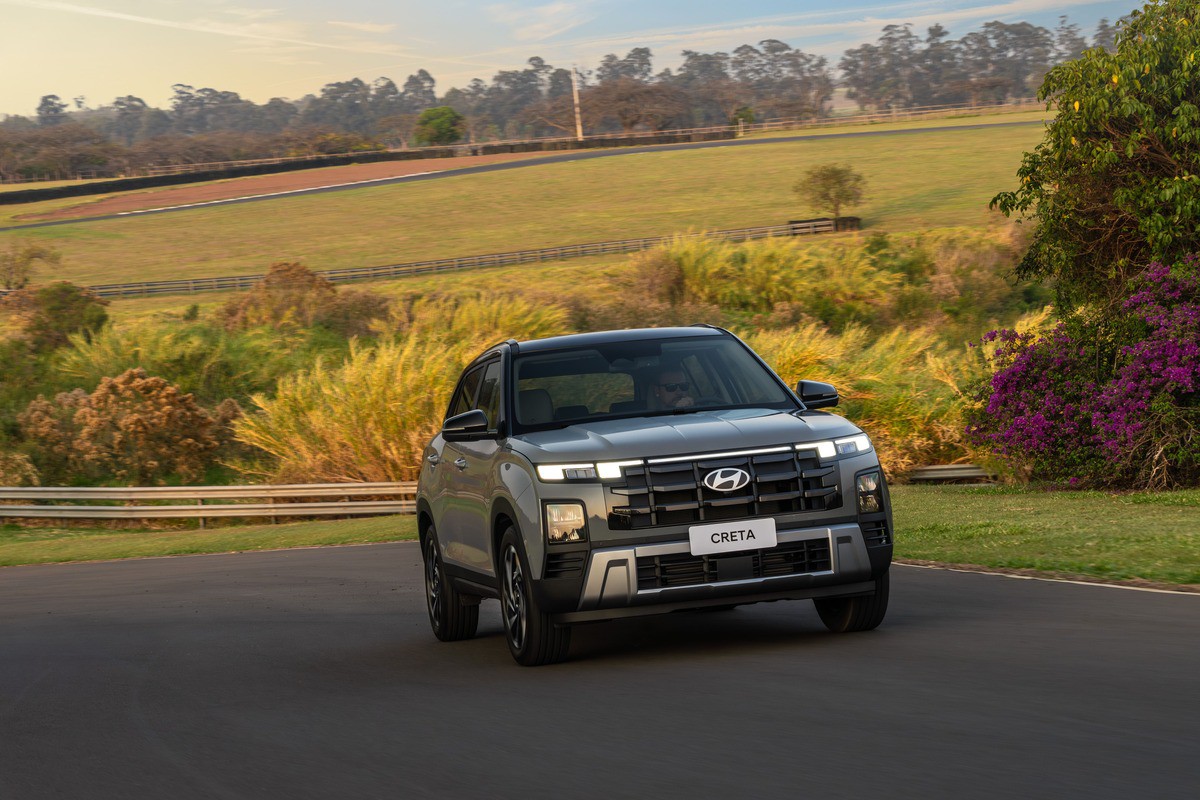 SUV muda visual de desenho exótico na versão anterior e ganha linhas modernas
