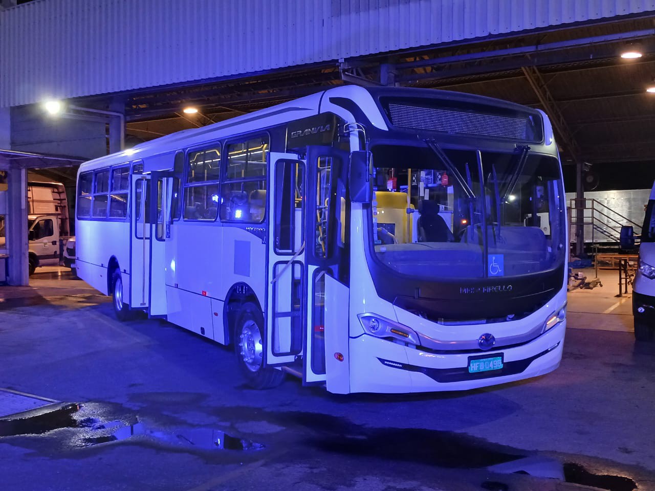 Chassi BUS 17-280 Suspensão Pneumática foi apresentado para clientes em BH