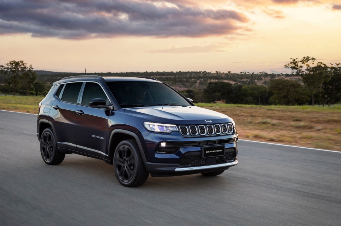 Jeep Compass Sport é a versão de entrada do SUV 