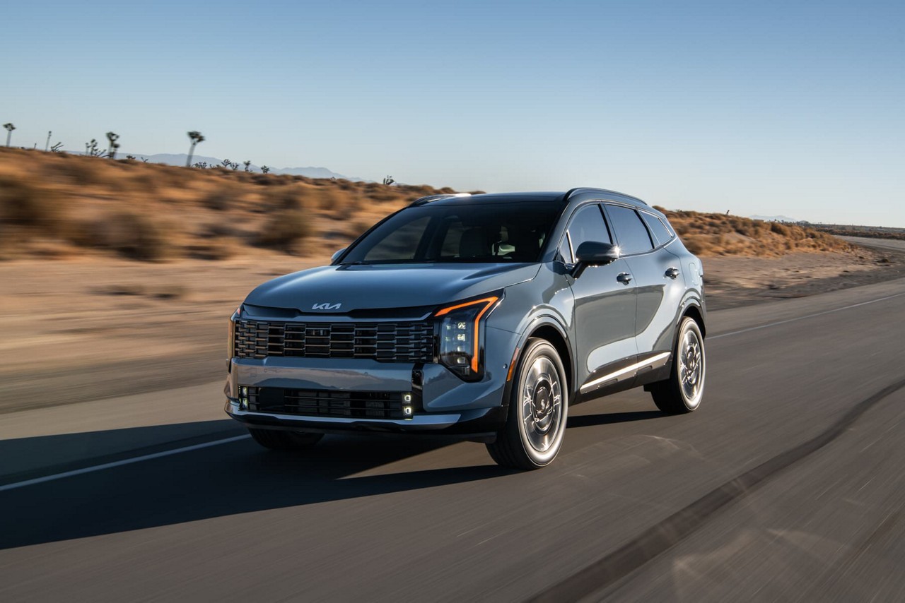 Kia Sportage com tecnologia híbrida leve pode passar a ser montado no Brasil