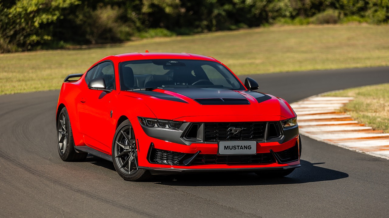 Ford Mustang Dark Horse chegará ao Brasil