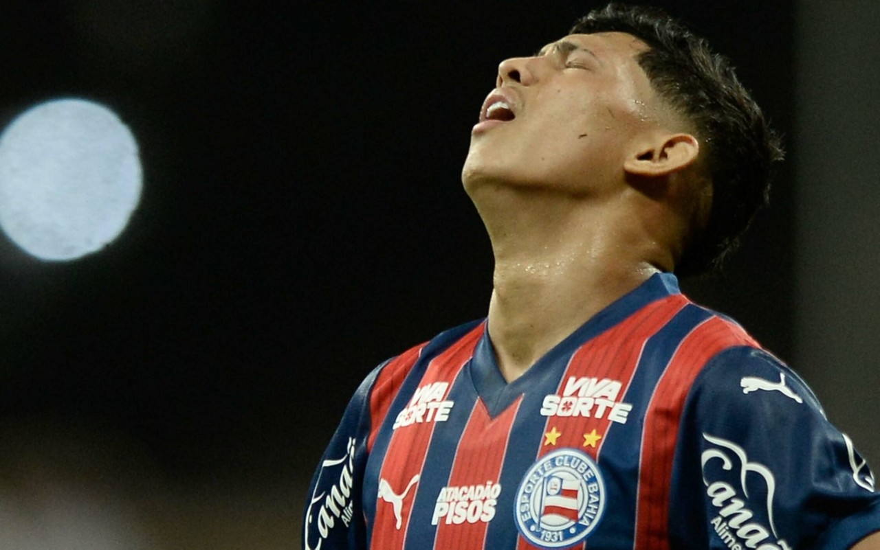 Erick Pulga em Bahia x São Paulo (Foto: Jhony Pinho/AGIF)