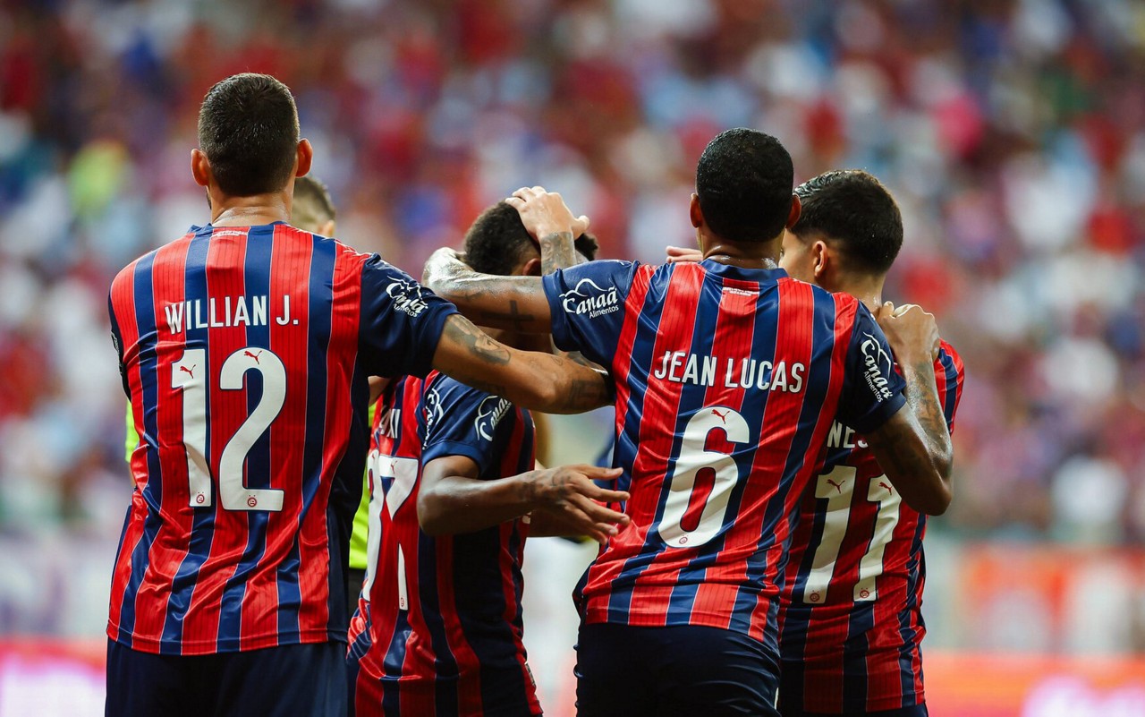 Jogadores do Bahia comemoram gol contra o Paysandu (Foto: Letícia Martins / EC Bahia)