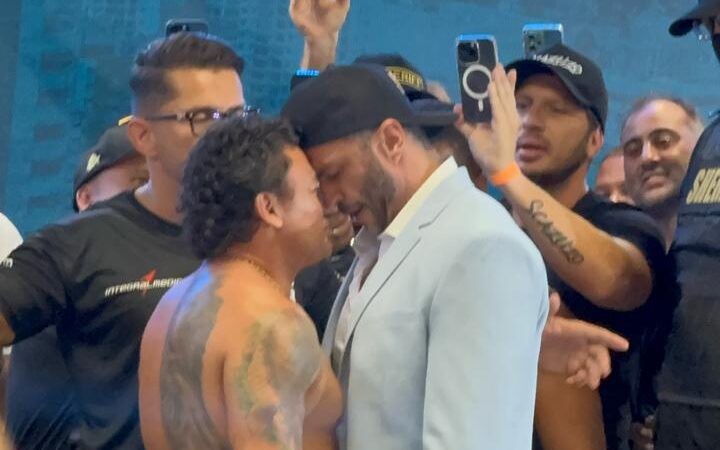 Popó e Bambam na encarada da luta que fizeram (foto: Iza Gianolla)