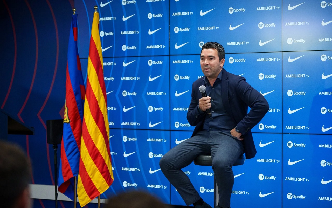 Deco é diretor esportivo do Barcelona desde agosto de 2023 (Foto: Divulgação/Barcelona)