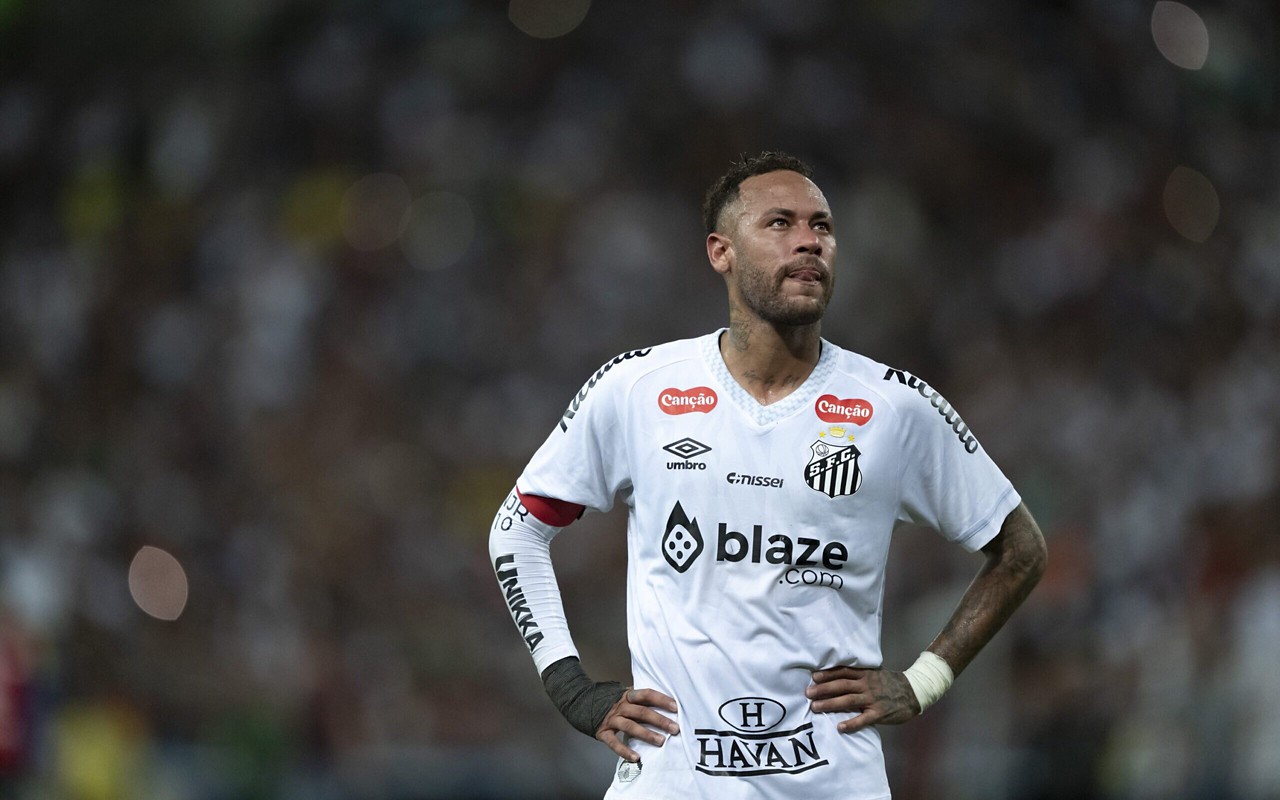 Atacante não esteve na Neo Quimica Arena, onde o Santos perdeu para o Corinthians pelo Brasileirão