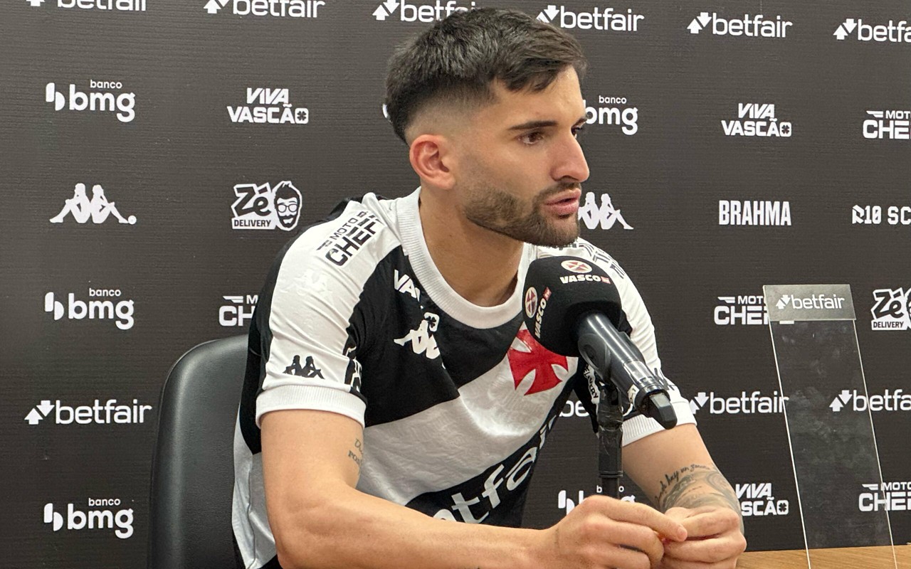Benjamín Garré foi apresentado pelo Vasco (Foto: Matheus Guimarães/Lance!)
