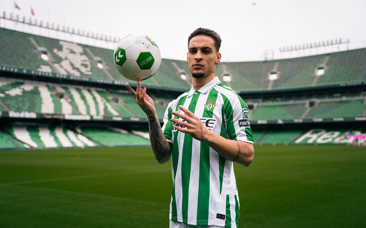 Apresentação de Antony no Real Betis. (Foto: Divulgação/Betis)