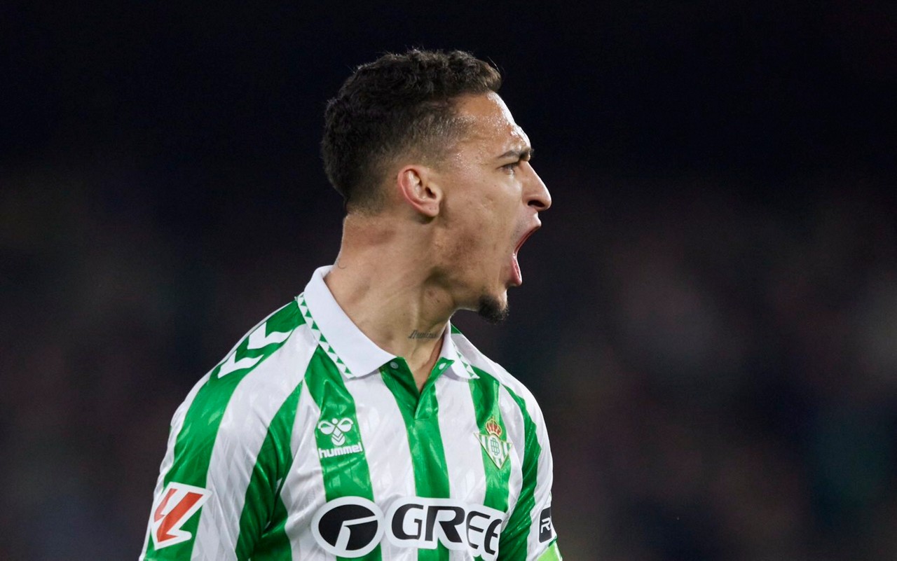 Antony, ex-Manchester United, pelo Betis (Foto: Divulgação)