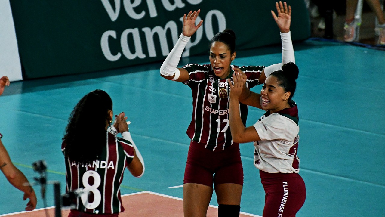 Marcelle, líbero Fluminense