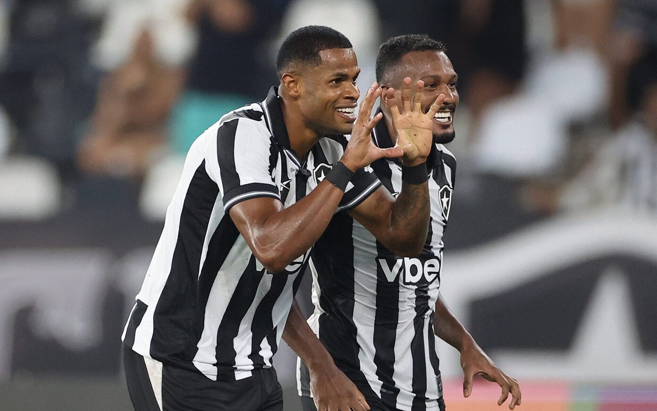 Botafogo bate Mirassol e respira na tabela do Brasileirão