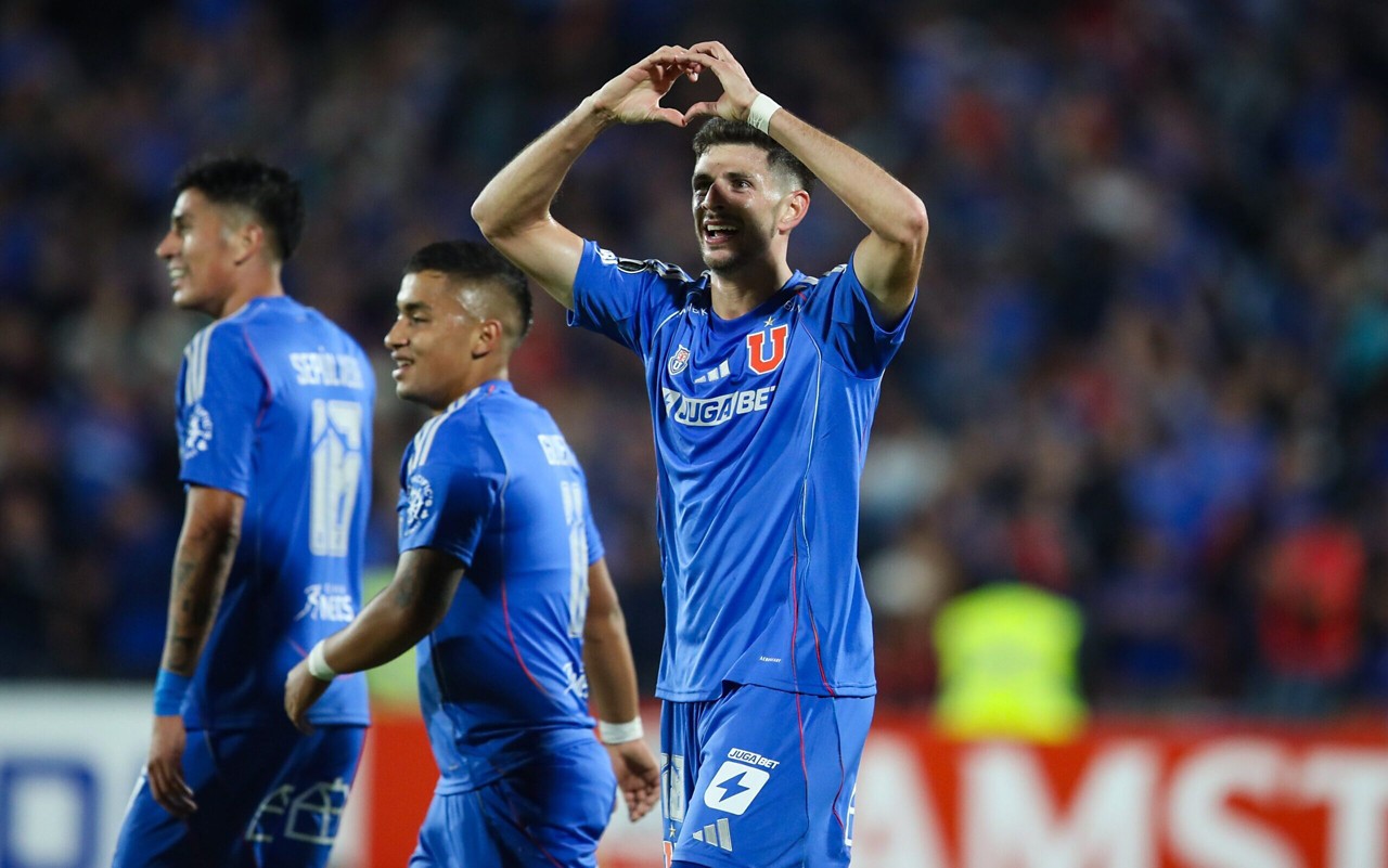 Di Yorio, da Universidad de Chile, comemora gol contra o Botafogo pela Libertadores (Foto: Divulgação / Universidad de Chile)