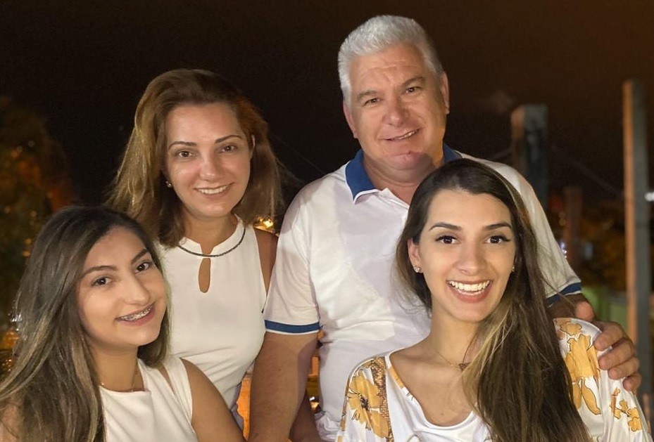 Valdecy Cruzeiro, a esposa, Luciana Brito Cruzeiro e as filhas Beatriz Brito Cruzeiro e Júlia Brito Cruzeiro morreram na queda