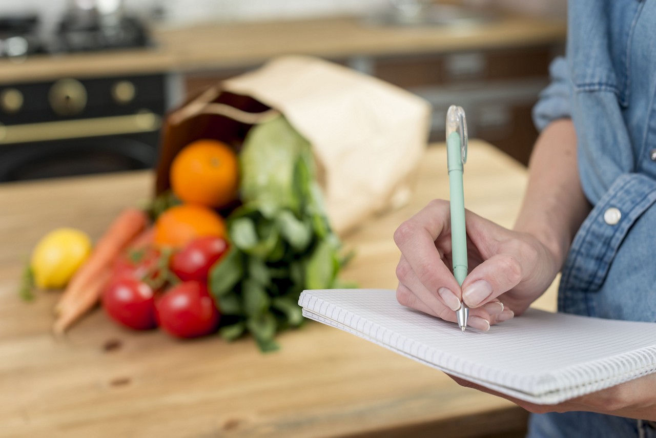 Os brasileiros têm buscado economia na hora de se alimentar de maneira saudável