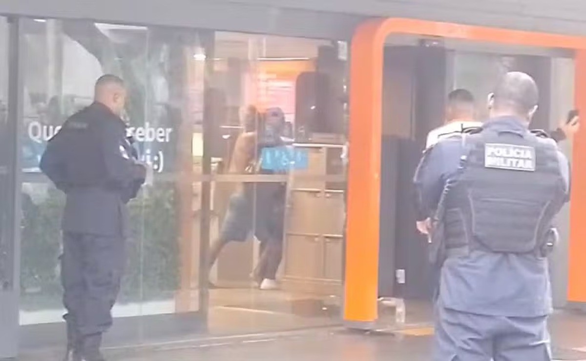 Policiais do BOPE-RJ libertam refém em agência bancária