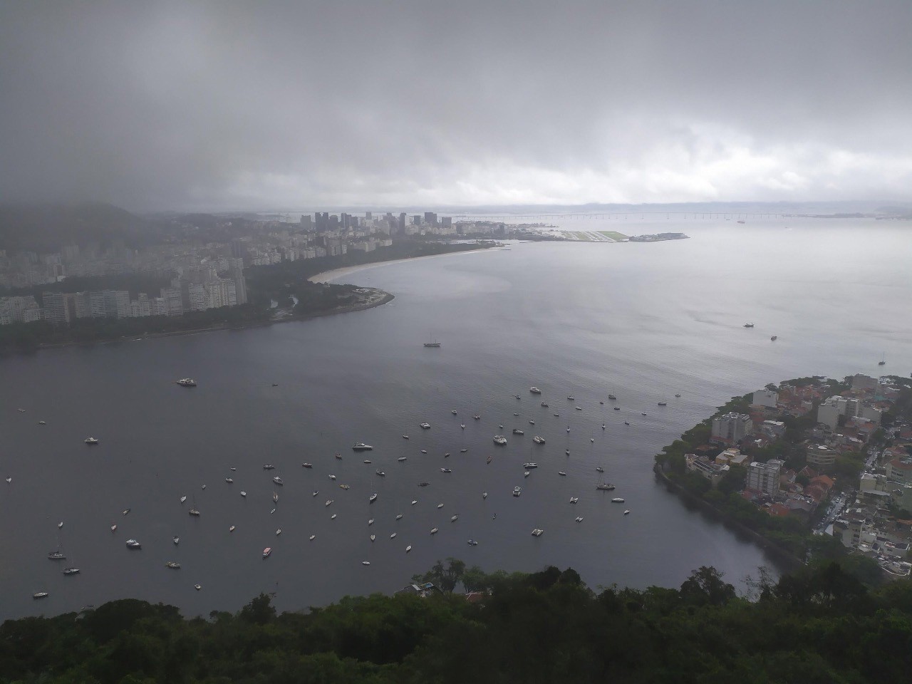 Temporal deixa o Rio de Janeiro debaixo d´água