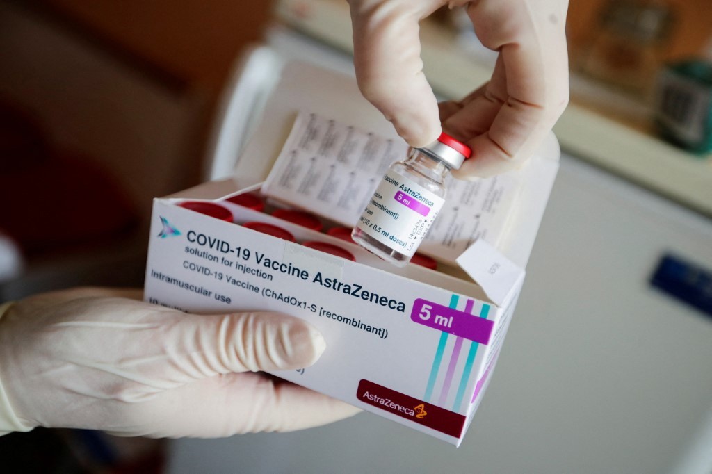 França e Itália anunciam suspensão da vacina AstraZeneca